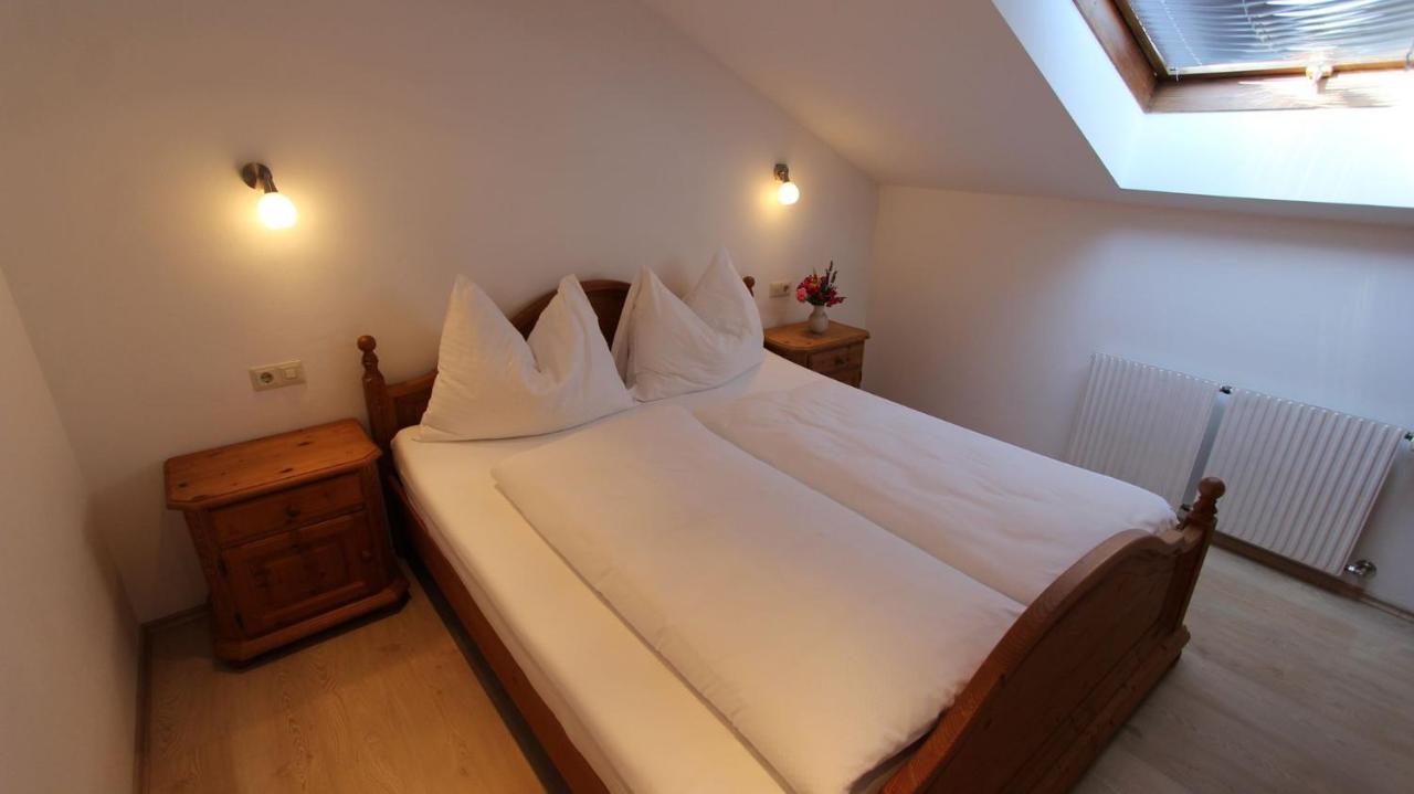 Apartments Marijana Srsici Экстерьер фото